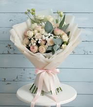 Букет цветов из:  Розы и Лизиантусы #REPLACE_PRED# Белице