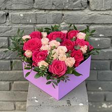 Цветочная композиция из Розы в коробке #REPLACE_PRED# Белице
