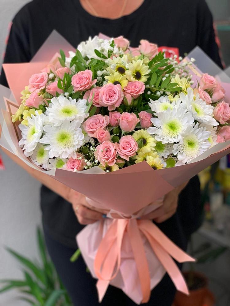 Букет цветов из: Розы и Хризантемы в Белице