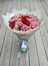 Букет цветов из:  Альстромерии в Белице
