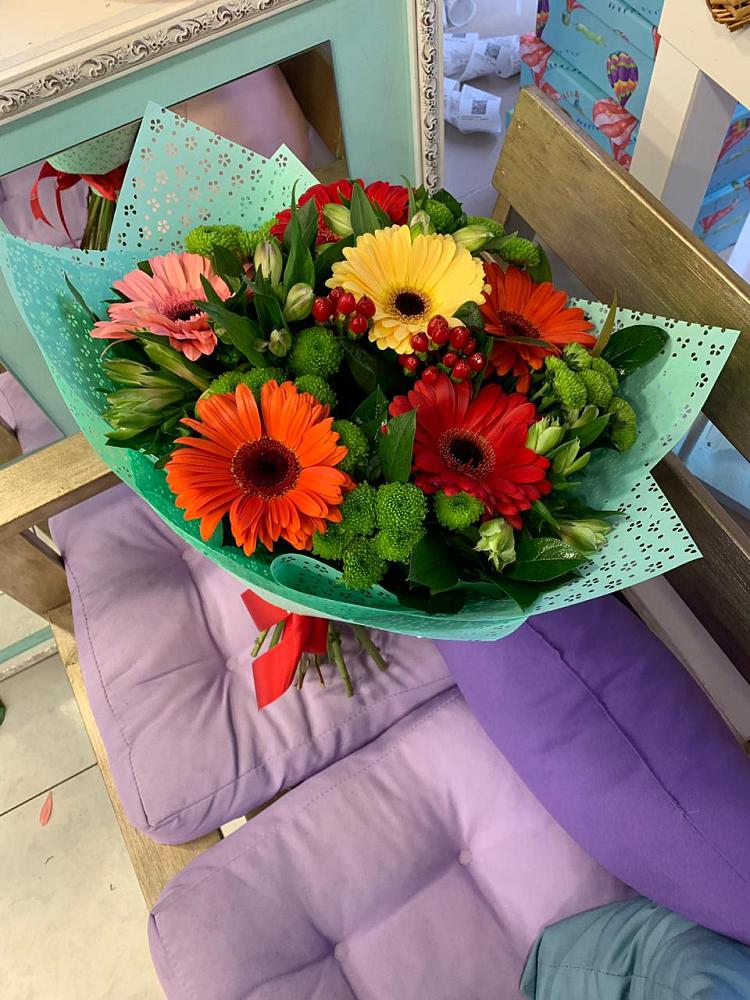 Букет цветов из: Герберы, Хризантемы и Альстромерии в Белице