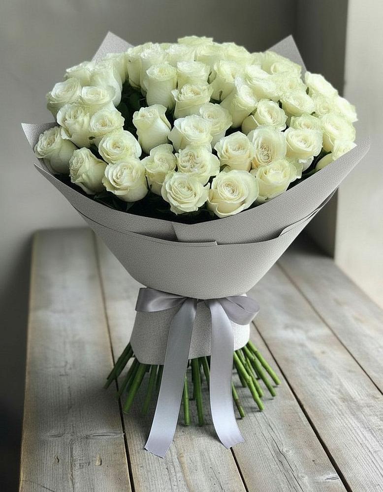 Букет 35 Белых роз в Белице