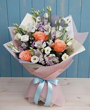 Букет цветов из:  Лизиантусы, Розы, Альстромерии и Гипсофила #REPLACE_PRED# Белице