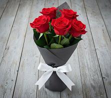 Букет 5 Красных роз Эдлесс Лав #REPLACE_PRED# Белице