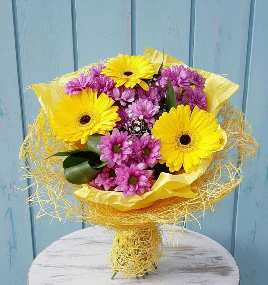 Букет цветов из: Хризантемы и Герберы в Белице