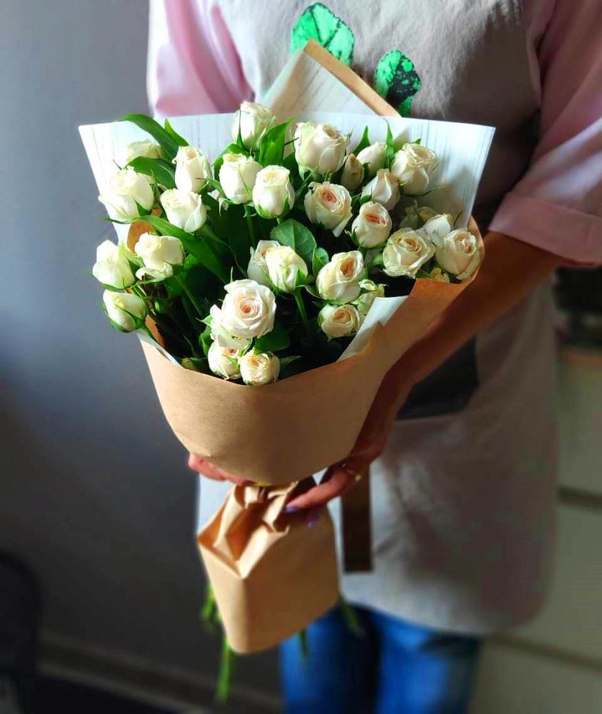 Букет цветов из: Розы в Белице