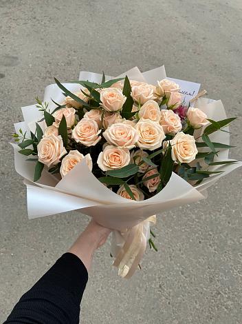 Букет Кремовые розы Латте в Белице
