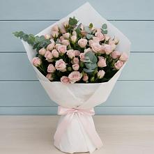 Букет цветов из:  Розы в Белице