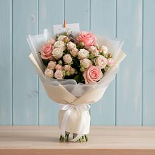 Букет цветов из:  Розы в Белице