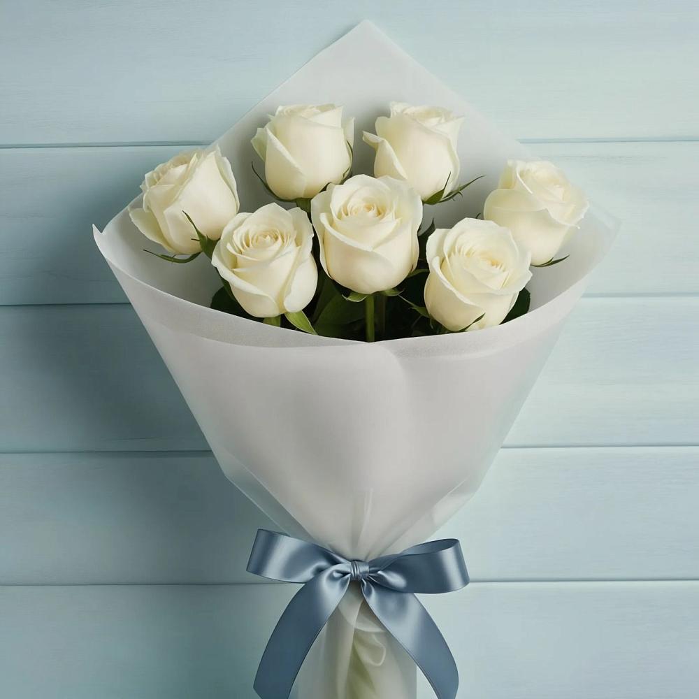 Букет 7 Белых роз Эдлесс Лав в Белице