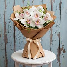 Букет цветов из:  Орхидеи и Розы в Белице